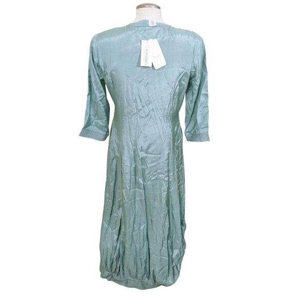 Kanyaka Womens NEW Diwali Dress Size Medium Sage Green Embroidered Pink Flowers - Picture 5 of 7